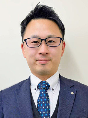 勝浦　直士 (かつうら　なおと)