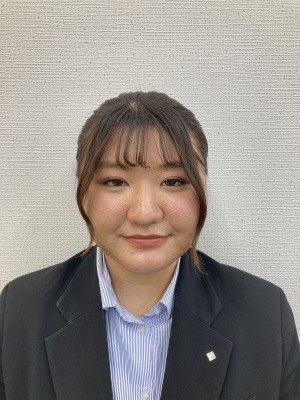 小島　真莉菜 (こじま　まりな)