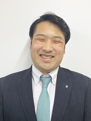 森﨑　弥丞 (もりさき　やすけ)