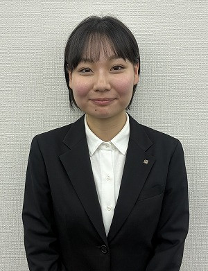 上江　真由 (かみえ　まゆ)