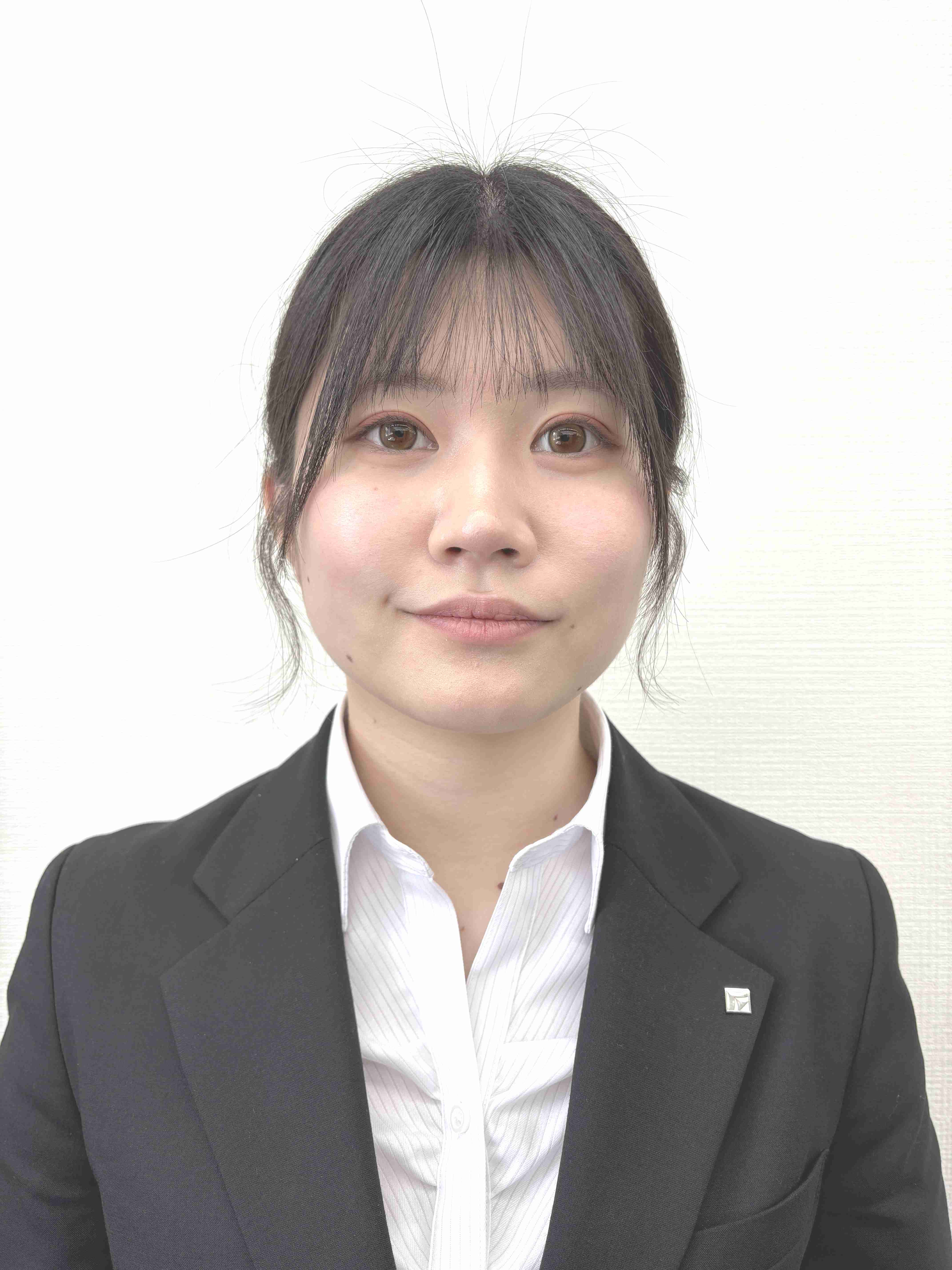 髙萩　愛梨 (たかはぎ　あいり)