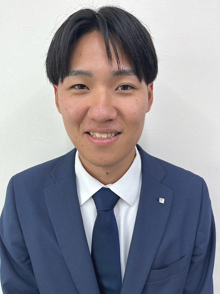勝吉　凜 (かつよし　りん)
