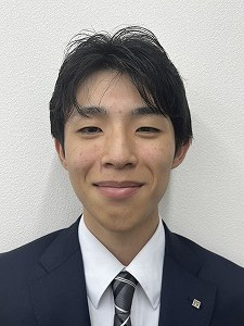 上四元　朝日 (かみよつもと　あさひ)