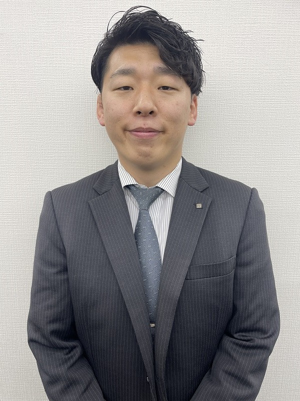 大塚　成貴（おおつか　なるき）