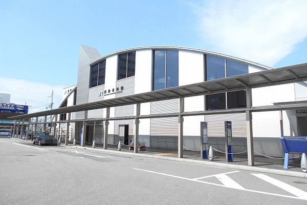 ③東加古川駅南口より徒歩7分(約550m)です。 ③東加古川駅南口より徒歩7分(約550m)です。