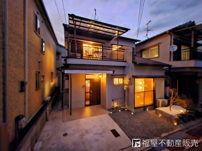 Cheap house for sale in Habikino, Osaka
