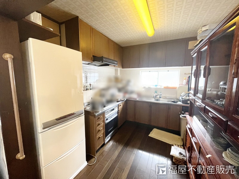 detached 大字尺代