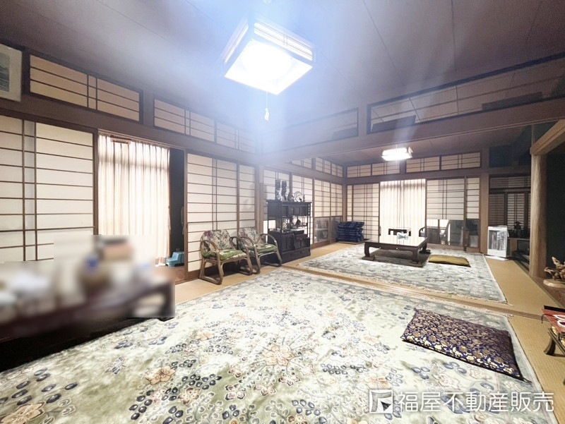 detached 大字尺代