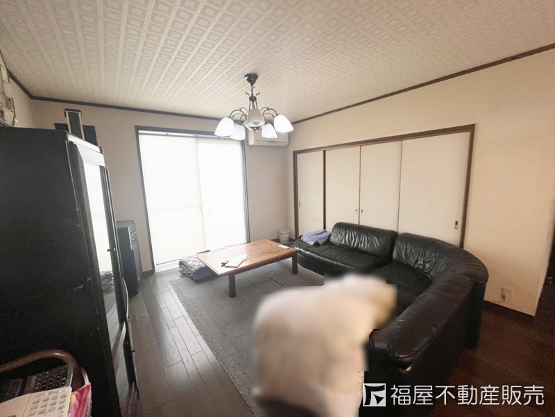 detached 大字尺代