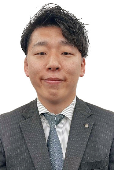 大塚 成貴 (おおつか なるき)